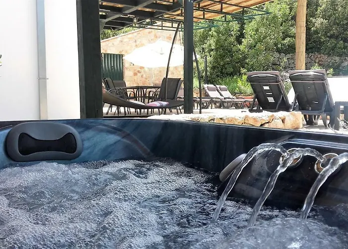 Lavender Hill Hvar - Pool, Jacuzzi,sauna,bbq ヴィラ