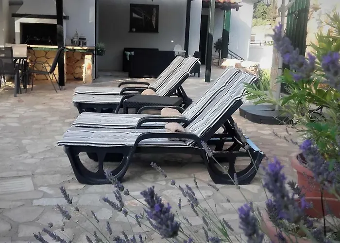 ヴィラ Lavender Hill Hvar - Pool, Jacuzzi,sauna,bbq *