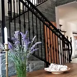 Villa Lavender Hill Hvar - Pool, Jacuzzi,sauna,bbq *