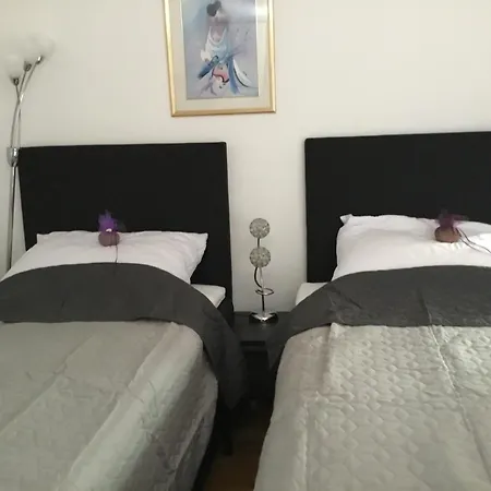 Βίλα Lavender Hill Hvar - Pool, Jacuzzi,sauna,bbq